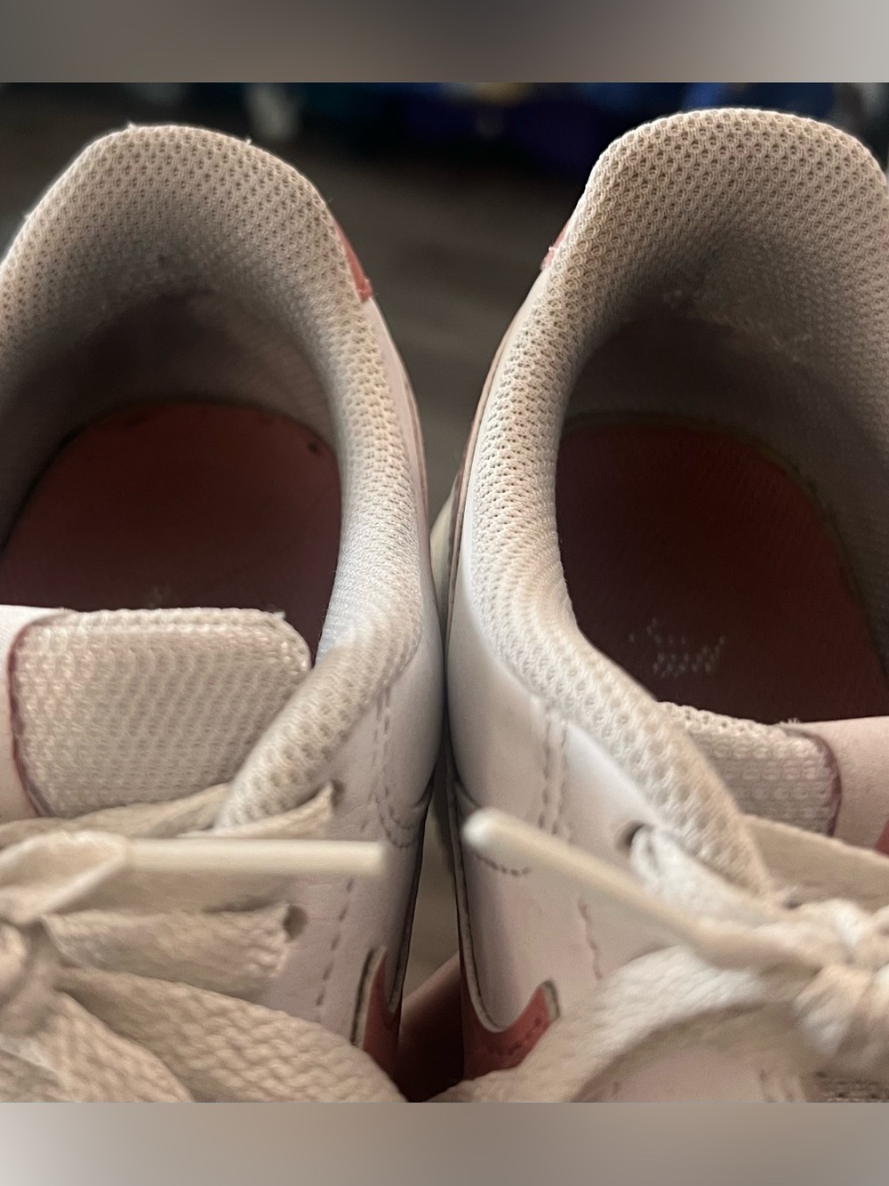 Nike sneakers - Picture 3 of 6